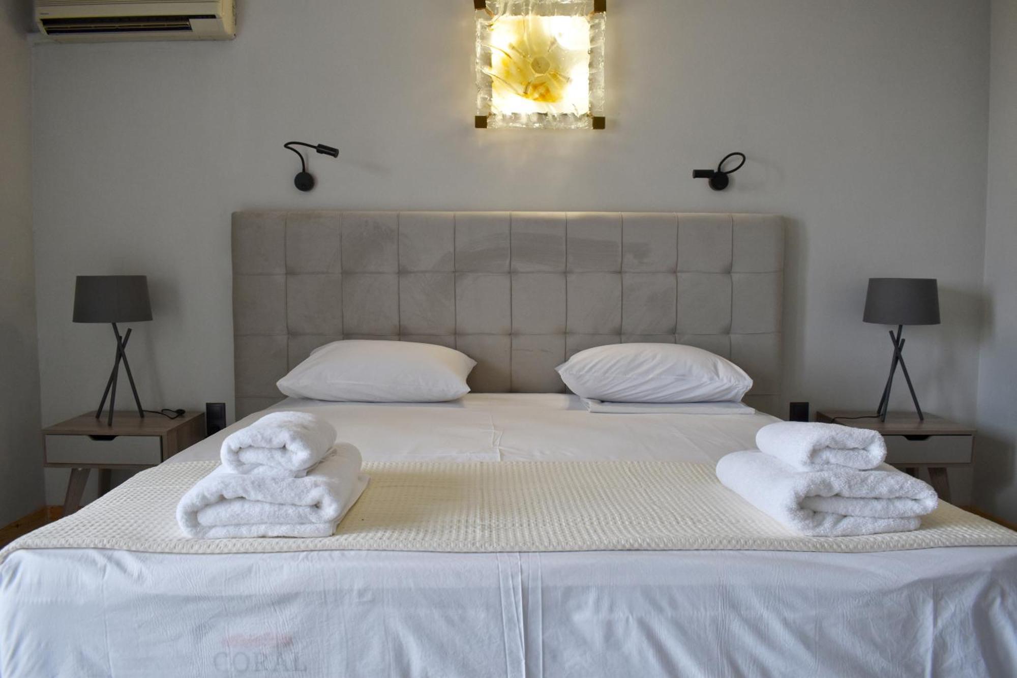 Hotel Theoxenia